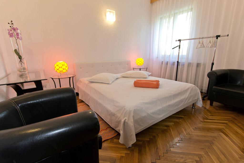 Apartments Croatia Рийека Екстериор снимка